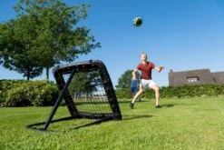 EXIT TOYS EXIT Kickback Rebounder M - 84 X 84 Cm 27 EXIT TOYS EXIT Kickback Rebounder M - 84 X 84 Cm -Buitentuinwinkel 1900 2849 43.01.10.00 11