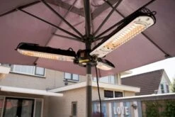 Sunred Parasol Heater 2000 Terrasverwarmer -Buitentuinwinkel 800 1200 ph10 lifestyle 02 large
