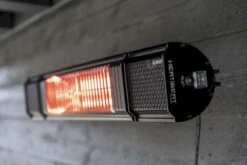 Eurom Heat And Beat Terrasverwarmer - Zwart -Buitentuinwinkel 900 1350 8713415334579 heat and beat black sfeer 4