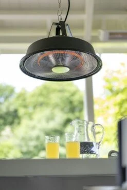 Eurom Partytent Heater 1500 Terrasverwarmer - Grijs -Buitentuinwinkel 900 600 8713415336009 partytentheater sail grey sfeer 1