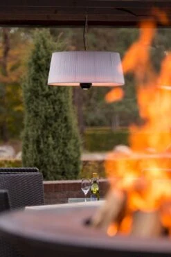 Sunred Heater Artix Hanging 1800 Terrasverwarmer Wit -Buitentuinwinkel 900 600 artix hw lifestyle 05 large