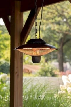 Sunred Heater Barcelona Hanging 1500 Terrasverwarmer -Buitentuinwinkel 900 600 bar 1500h lifestyle 03 large