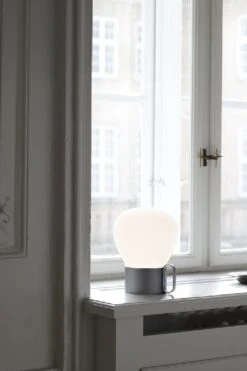 Nordlux Nuru 15 Tafellamp - Grijs -Buitentuinwinkel 900 600 m nuru 48275003 1