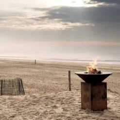 OFYR Classic Corten 85 -Buitentuinwinkel 900 900 ofyr strand liggend 1000x1000 1