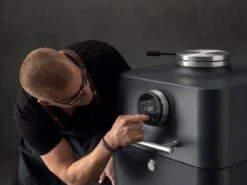 Everdure 4K Houtskool Barbecue Met Beschermhoes - Antraciet/blauw -Buitentuinwinkel 9312646030145 4 copy